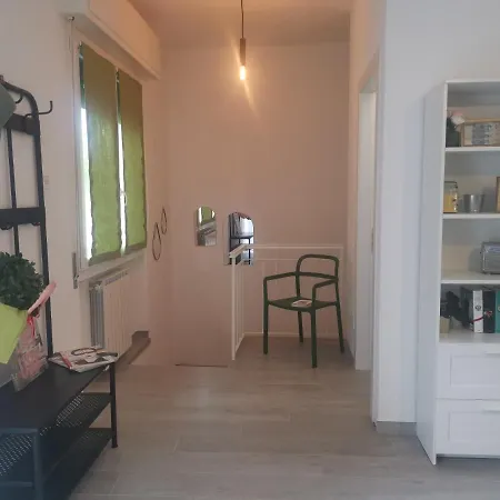 Apartment Bnbook La Casa Di Orazio & Carla