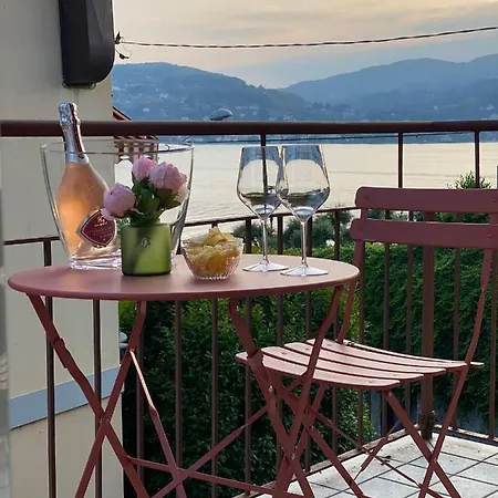 Apartment Bnbook La Casa Di Orazio & Carla *