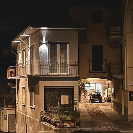 Bnbook La Casa Di Orazio & Carla Lejlighed Ranco